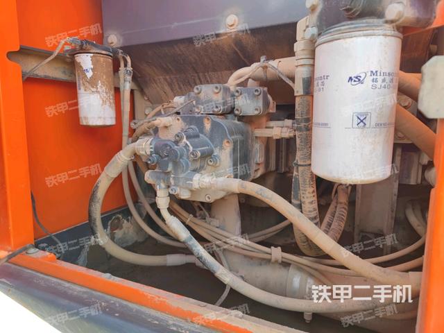 液壓泵斜45?左（大件艙室）