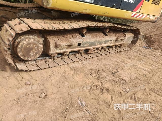 左側履帶整體?（行走機構）