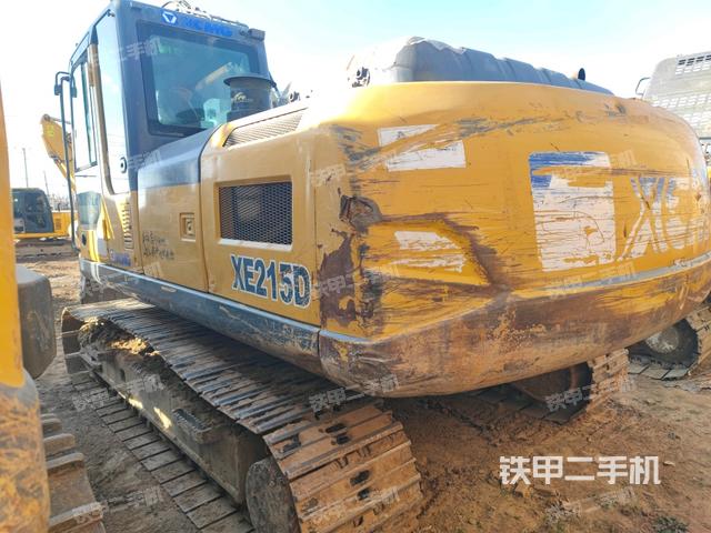 徐工XE215D挖掘机的设备实拍-第3张实拍照片