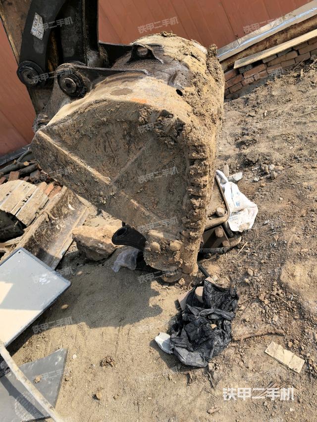 鏟斗45度（工作和回轉(zhuǎn)裝置）