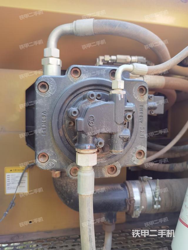 液壓泵室（大件艙室）