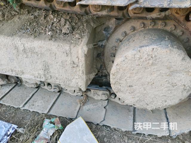 左驅(qū)動(dòng)輪（行走機(jī)構(gòu)）