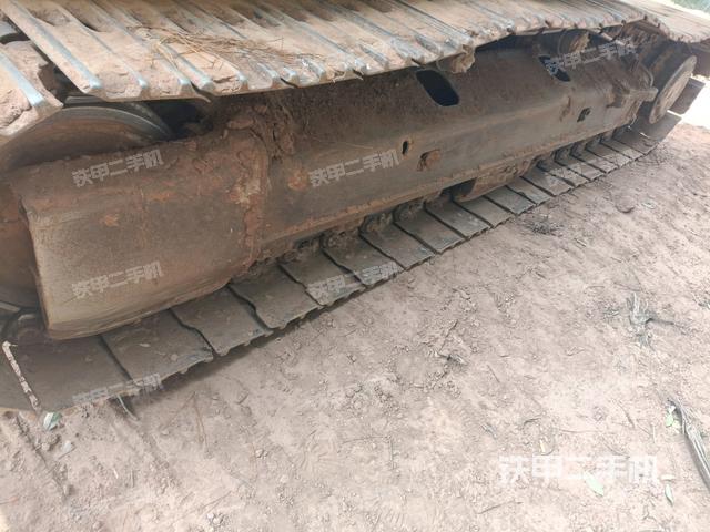 右側履帶整體（行走機構）