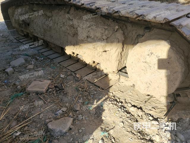 左側(cè)履帶整體?（行走機構(gòu)）