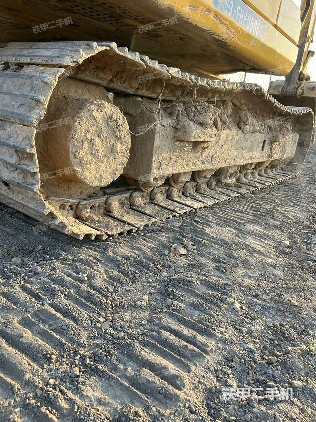 左側履帶整體?（行走機構）