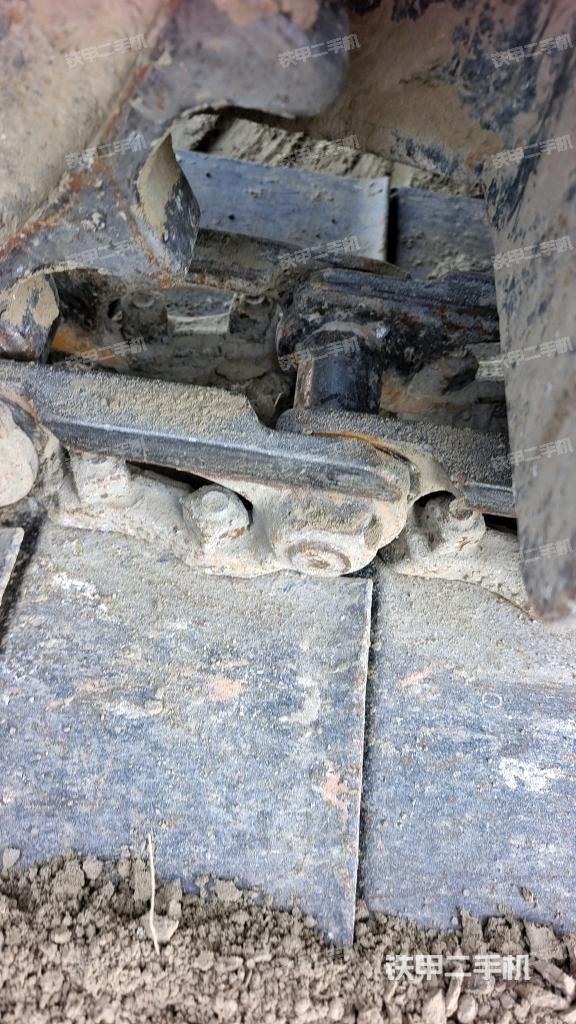 右驅動輪（行走機構）