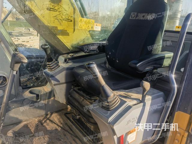 駕駛室整體(整機外觀) 駕駛室整體(整機外觀)