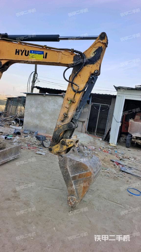 小臂整體右前（工作和回轉裝置）