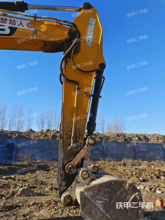 小臂整體左后（工作和回轉(zhuǎn)裝置）