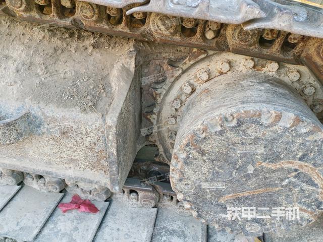 左導(dǎo)向輪（行走機構(gòu)）