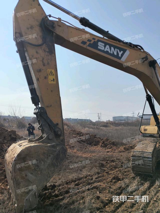 大臂整體?右側(cè)（工作和回轉(zhuǎn)裝置）