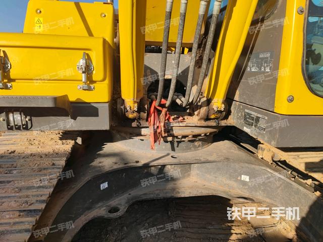 轉盤和下車架正前（工作和回轉裝置）