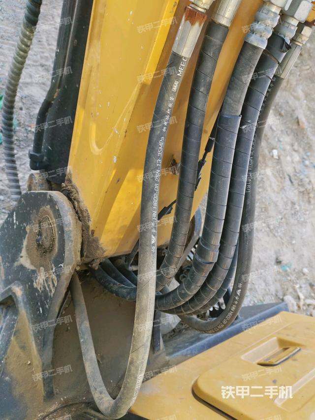 大臂背部俯視（工作和回轉裝置）