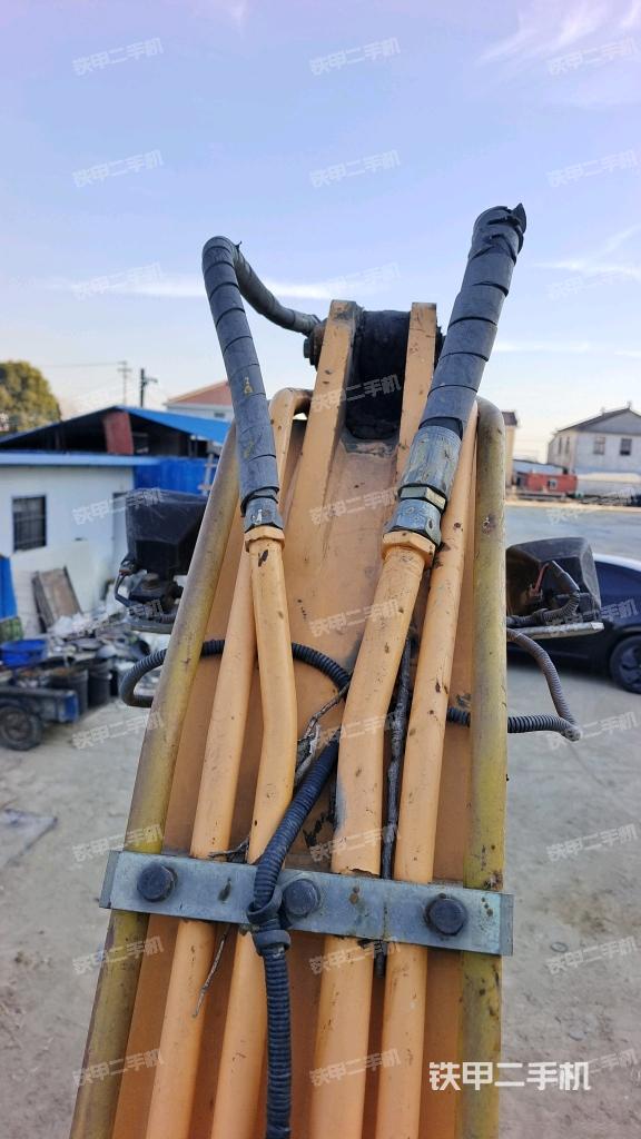 大臂背部俯視（工作和回轉裝置）