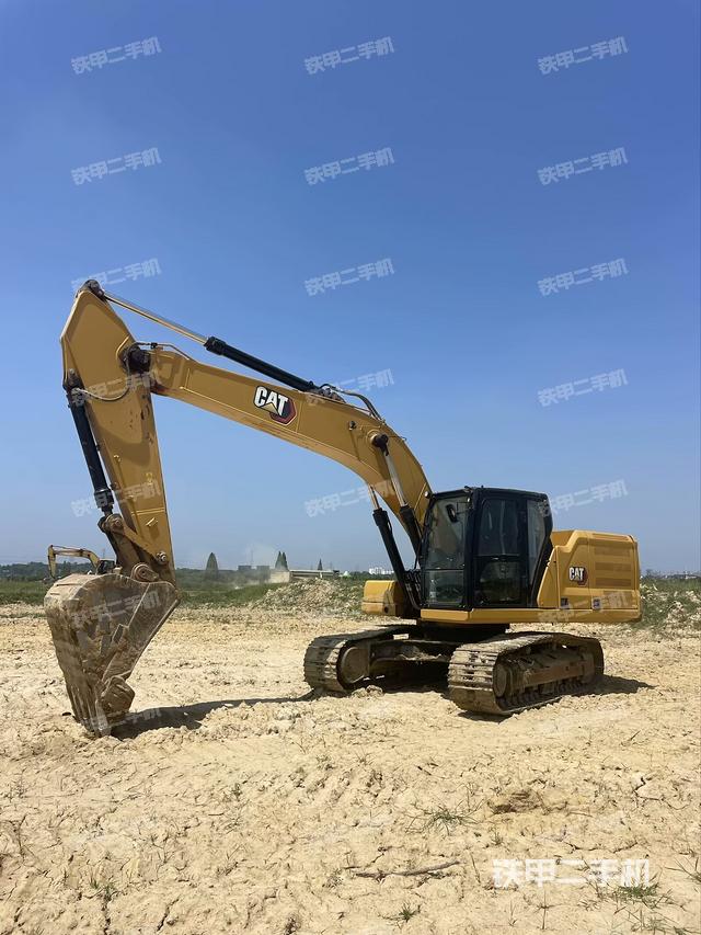 左后45(整機(jī)外觀) 左后45(整機(jī)外觀)