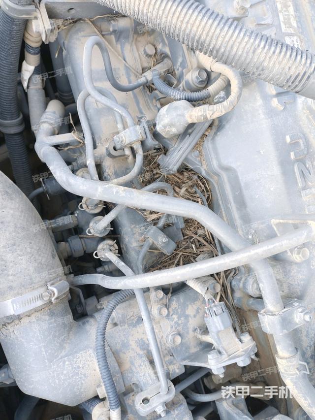 氣門室蓋螺絲特寫（上車部件）