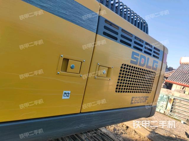 散熱器正面（大件艙室）