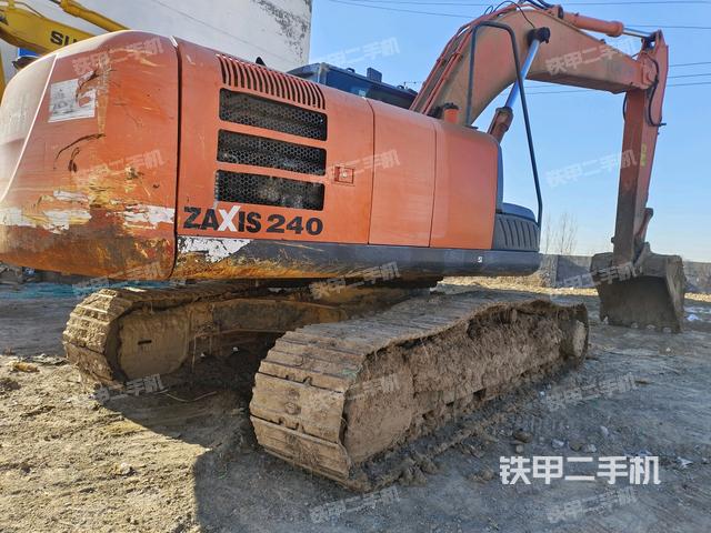 日立ZX200-5G挖掘机的设备实拍-第3张实拍照片