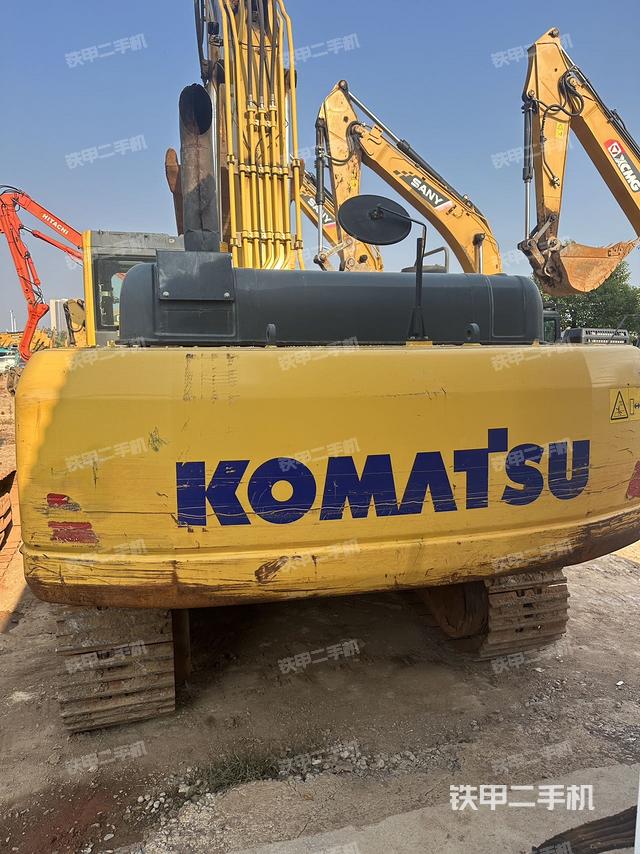 駕駛室頂部（整機(jī)外觀）