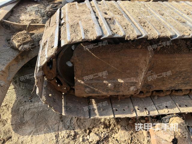 左導(dǎo)向輪（行走機(jī)構(gòu)）