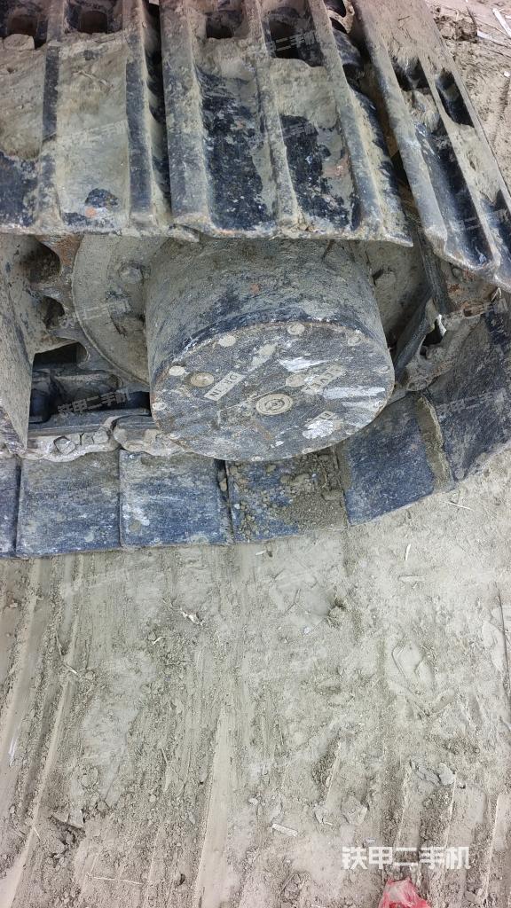 左側行走馬達蓋板（行走機構）