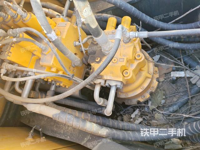 回轉(zhuǎn)馬達(dá)（上車部件）