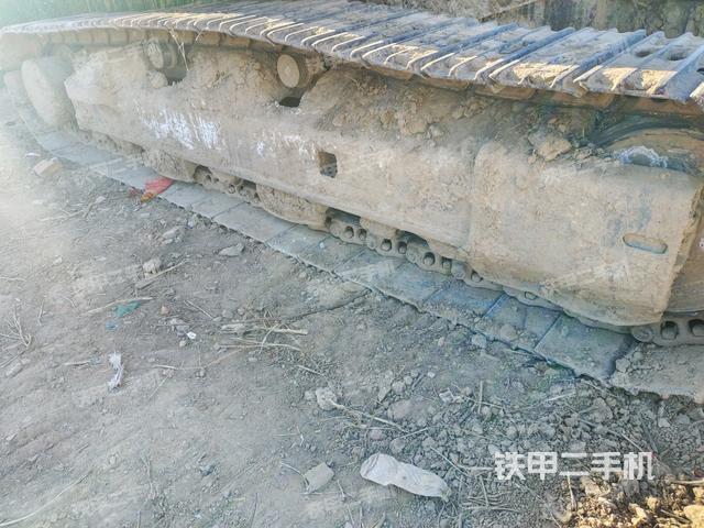 右側(cè)行走馬達(dá)蓋板（行走機(jī)構(gòu)）