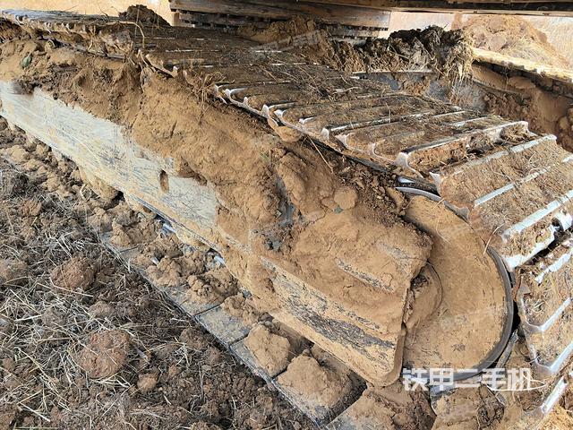 右側(cè)履帶整體（行走機構(gòu)）