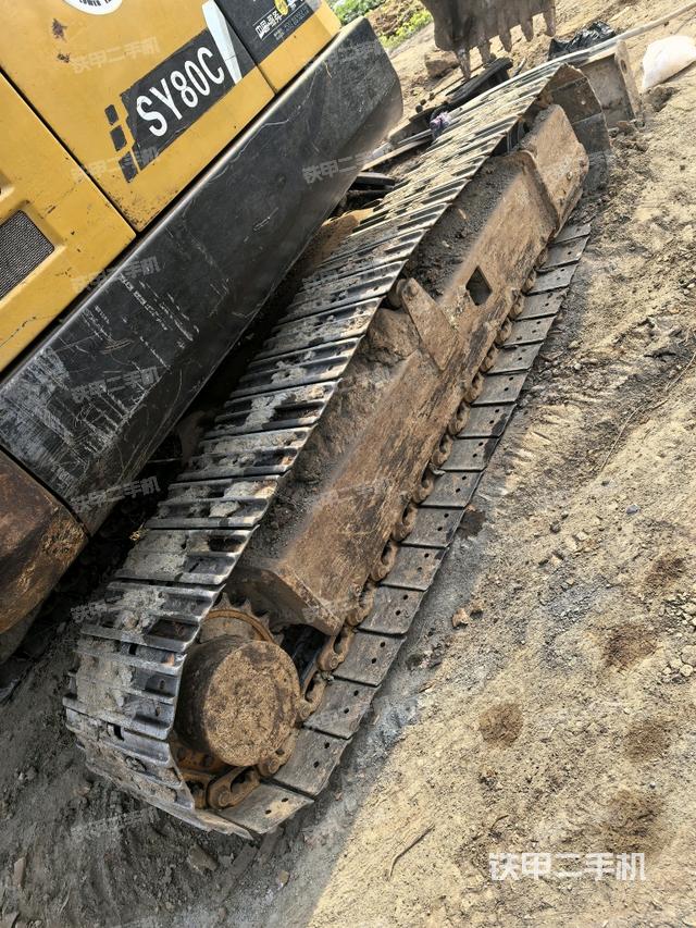 右側(cè)履帶整體?（行走機(jī)構(gòu)）