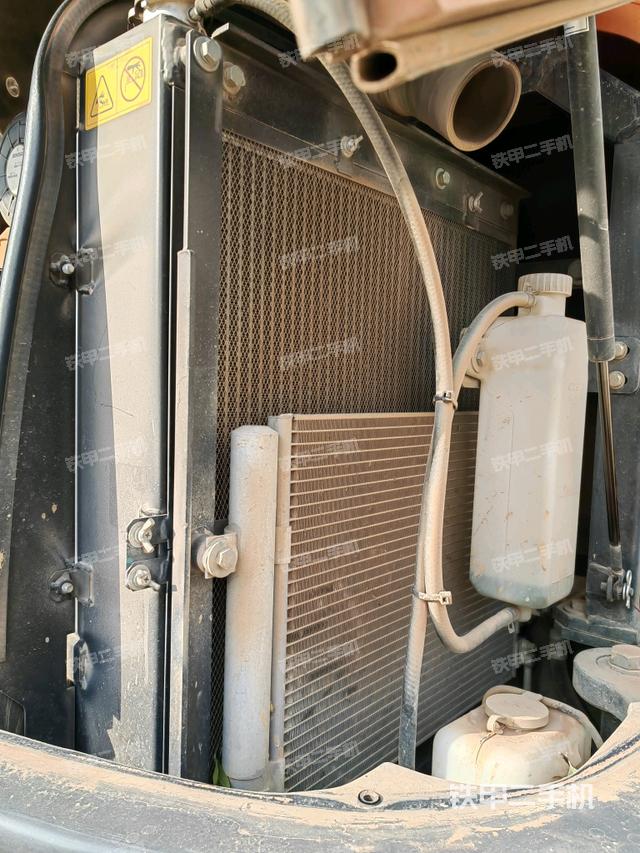 散熱器室(大件艙室) 散熱器室(大件艙室)