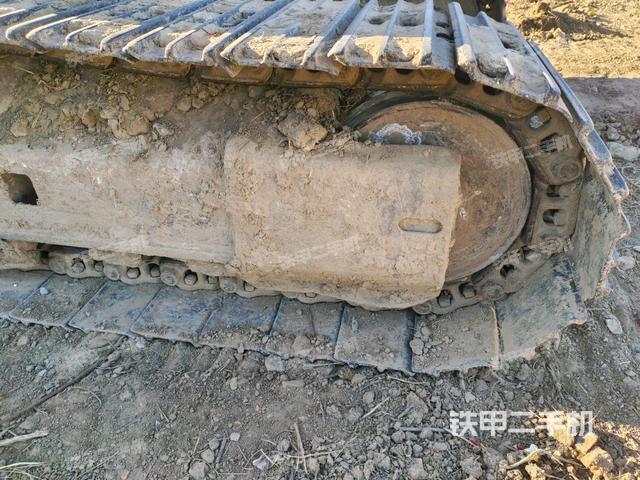 左導(dǎo)向輪（行走機(jī)構(gòu)）