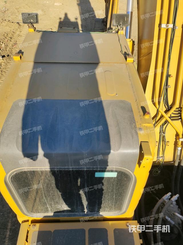 駕駛室頂部俯視（上車部件）