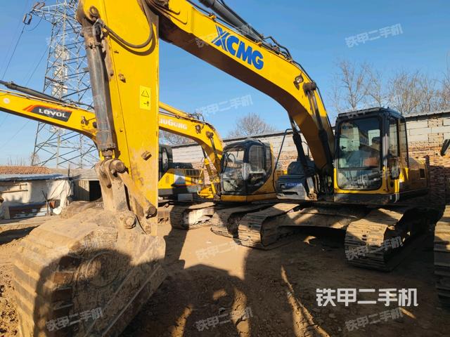 右前45(整機(jī)外觀) 右前45(整機(jī)外觀)