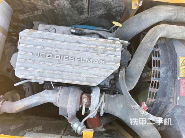 發(fā)動(dòng)機(jī)室（上車部件）