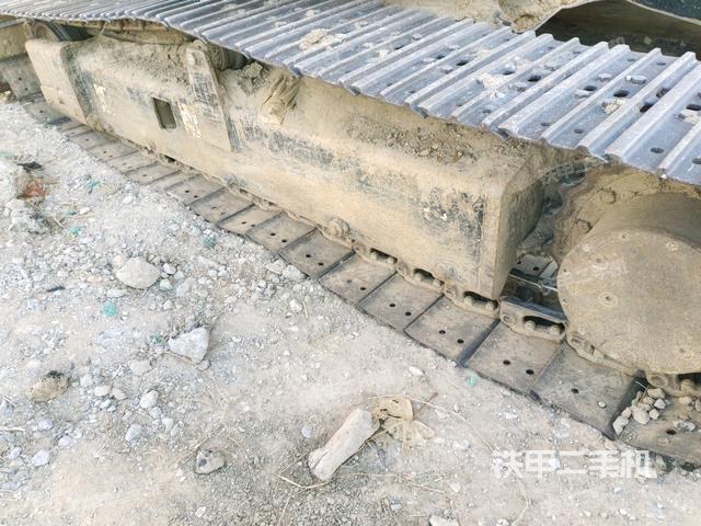 左側履帶整體?（行走機構）