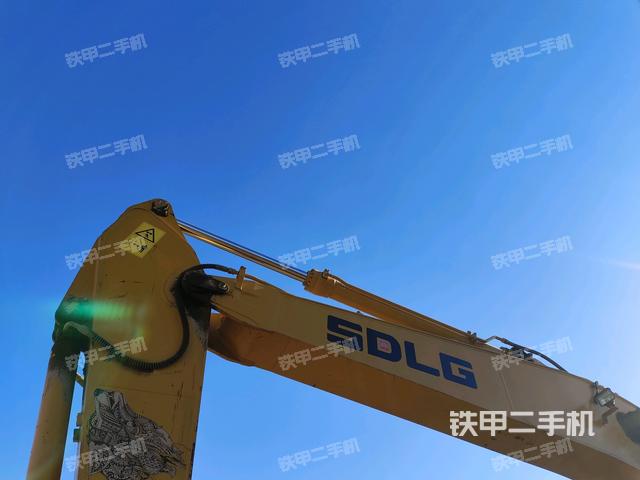 大臂整體?右側(cè)（工作和回轉(zhuǎn)裝置）