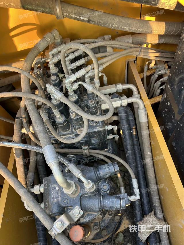 分配閥（上車部件）