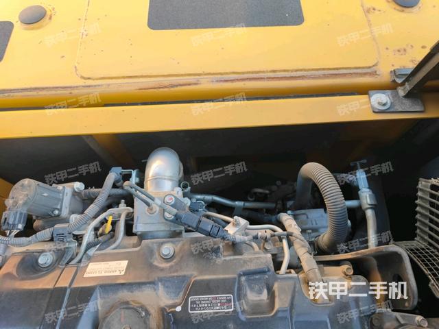 氣門室蓋螺絲特寫（上車部件）