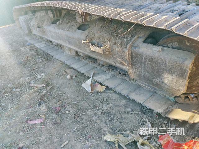 左側(cè)履帶整體?（行走機構(gòu)）