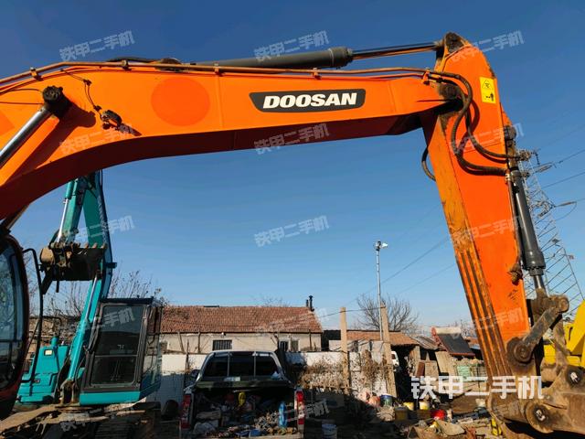 大臂整體?右側(cè)（工作和回轉(zhuǎn)裝置）