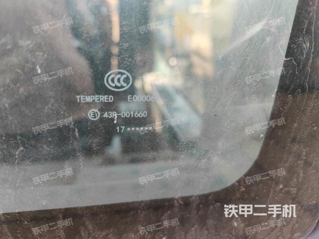 后窗玻璃角標(biāo)(駕駛室部分) 后窗玻璃角標(biāo)(駕駛室部分)