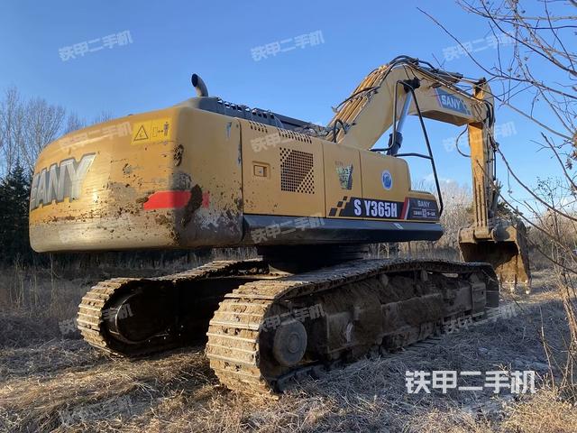 整機右后45°(整機外觀) 整機右后45°(整機外觀)