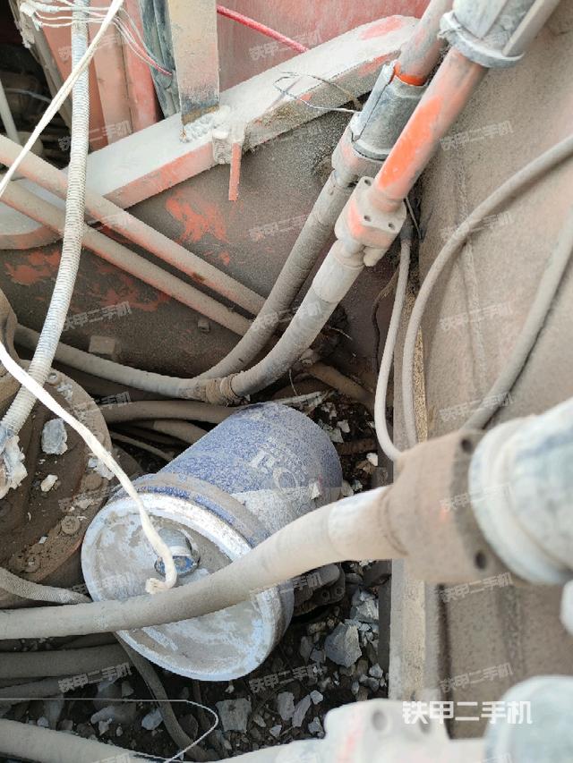 中央回转接头特写（上车部件）