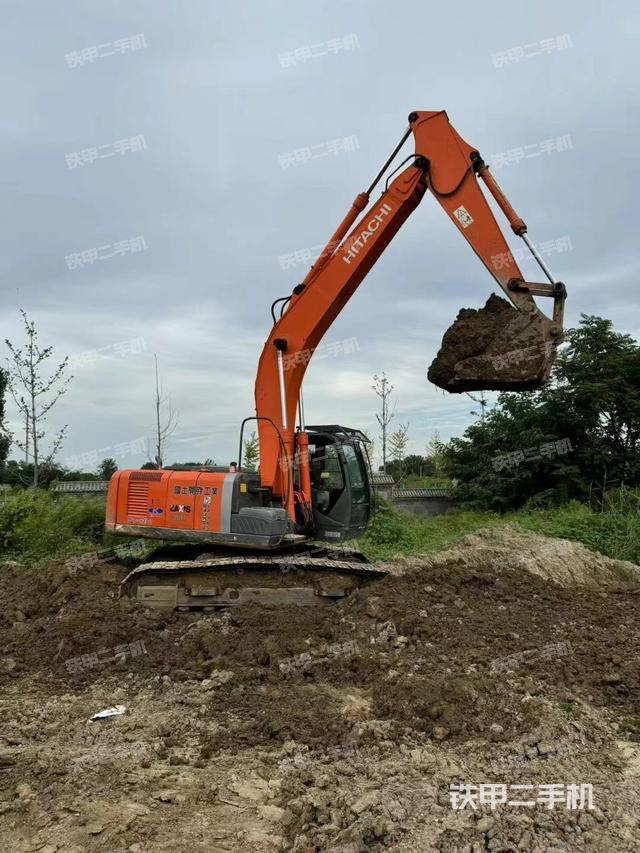 整機(jī)右后45°(整機(jī)外觀) 整機(jī)右后45°(整機(jī)外觀)