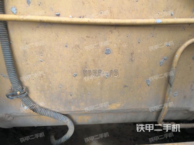 小臂整體左后（工作和回轉裝置）