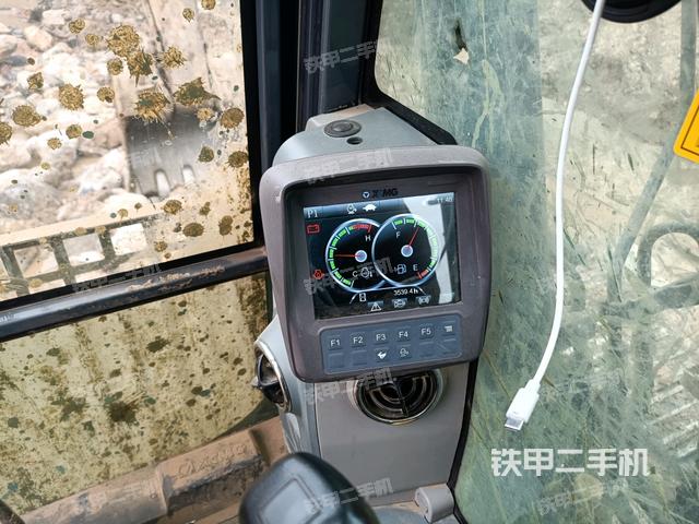 顯示屏?（駕駛室部分）