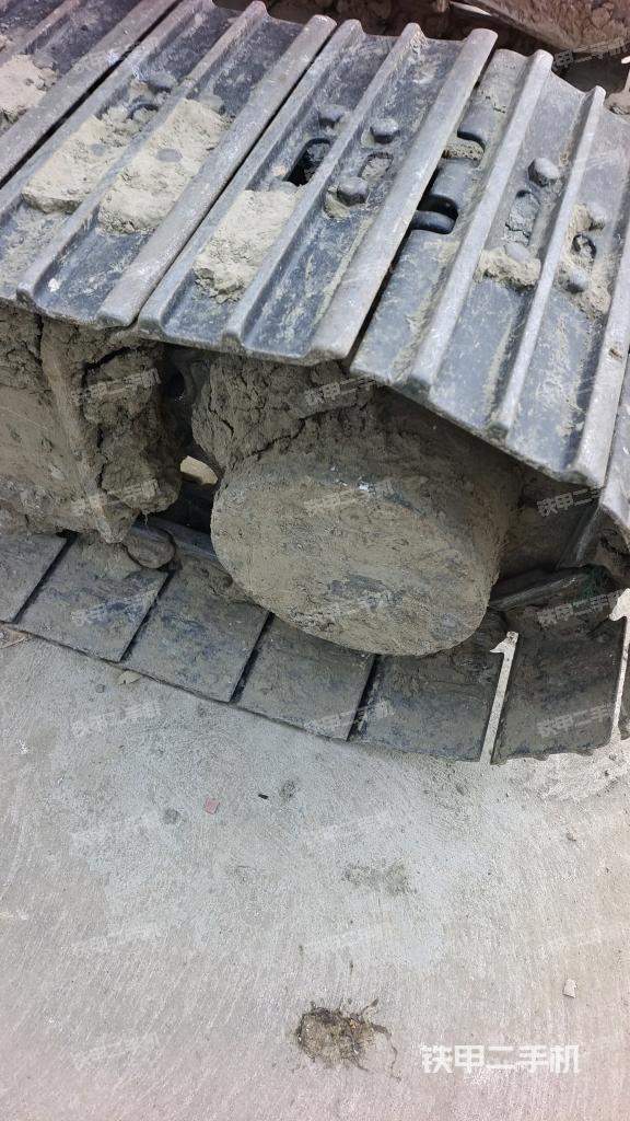 左側(cè)行走馬達(dá)蓋板（行走機(jī)構(gòu)）