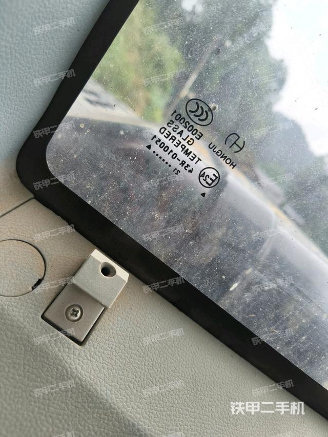 座椅后部（駕駛室部分）