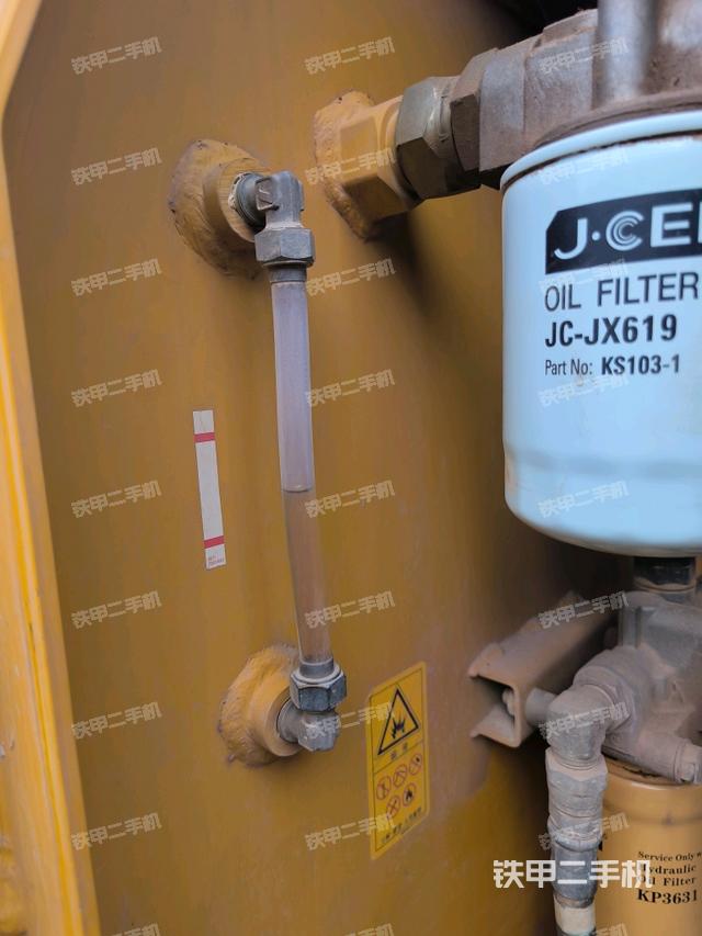 液壓泵斜45?右（大件艙室）