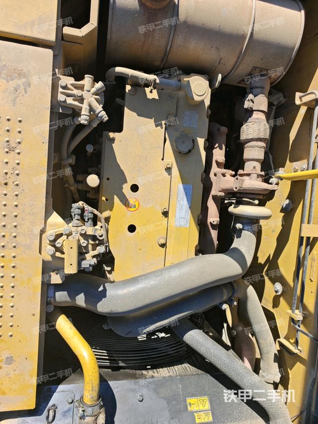 發(fā)動機整體俯視（整機外觀）